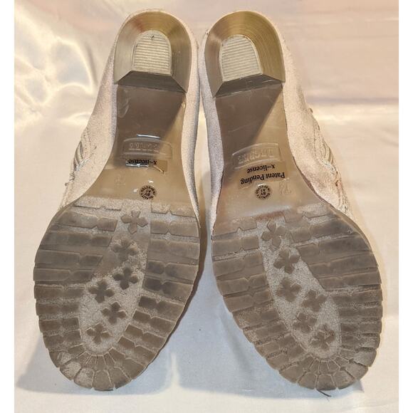 Decree Women's Beige Vegan Suede Ankle Boots Side Zip Size 7.5 M 3.25" Heels - Picture 7 of 12